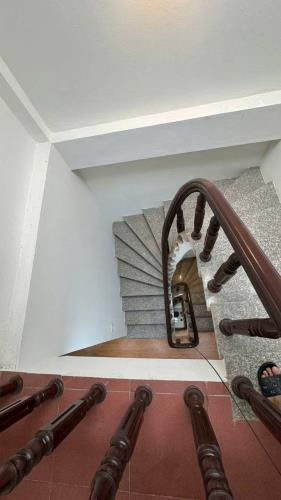 Ô TÔ CON ĐỖ CỬA. NGAY GẦN PHỐ -  HÀNG XÓM KĐT KIẾN HƯNG - 1