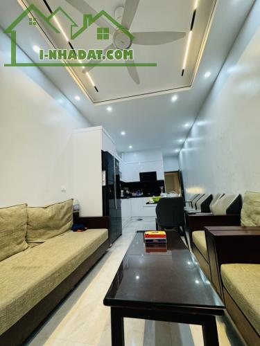 NHÀ ĐẸP SÁT PHỐ TẠ QUANG BỬU, HAI BÀ TRƯNG, 2 MẶT NGÕ TRƯỚC SAU, DT 79M2 x 4T GIÁ 22,3 TỶ - 4