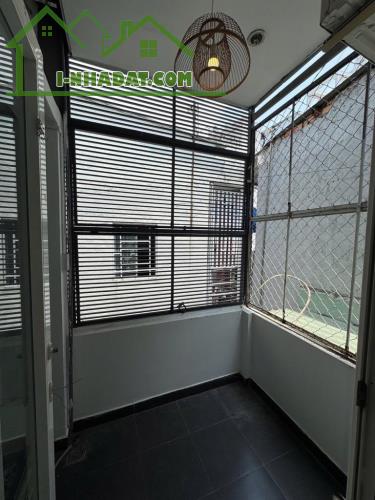 🌹🎯 PHƯỜNG 7- BÀNH VĂN TRÂN- VIP 2 TẦNG- MỚI VÀO Ở NGAY - DT 29M2 - NHỈNH 4 TỶ 🌹 - 2