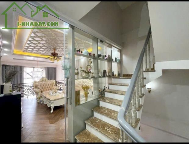 Cho thuê nhà Văn Cao, DT: 45m2, 3 phòng ngủ full đồ. - 4