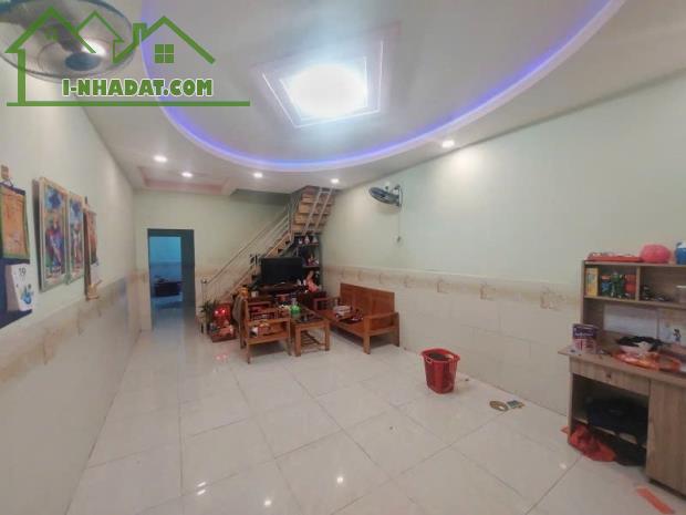 NGỘP NẶNG - NGAY BV THỦ ĐỨC - 2 TẦNG - CHỈ HƠN 3 TỶ - 1