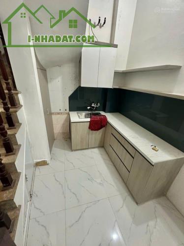 Siêu phẩm Tôn Đức Thắng, nhà 5 tầng, 3PN, full nội thất, trung tâm Đống Đa, giá chỉ 5.5 tỷ - 2