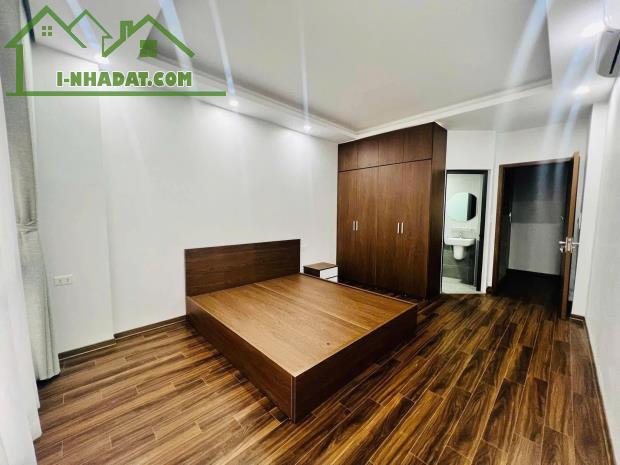 SIÊU PHẨM NHÀ VIP ĐỘI CẤN - 6 TẦNG - THANG MÁY HIỆN ĐẠI - GIÁ CỰC SỐC !!! - 2