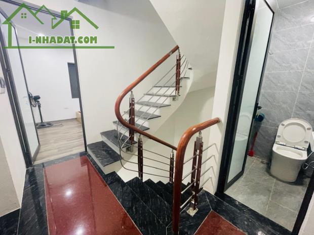 Bán Nhà Phố Đội Cấn 33/42m2 x 4 tầng, gần Phố ngõ nông rộng, căn góc 3 mặt thoáng, nhà - 2
