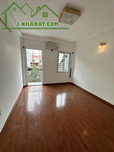 Hàng Hiếm, Bán Nhà Phố Thái Hà 37,5m2 5 Tầng Nhà Mới Gần Phố Giá Chỉ Nhỉnh 8 Tỷ - 2