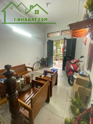 Bán nhà phân lô VIP Mạc Thái Tổ, Cầu Giấy – 40m² – 4 tầng – Ô tô tránh – Giá 15 tỷ - 2