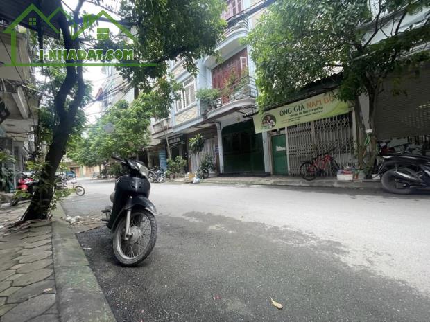⚜️ Phân lô Ô tô tránh Chiến Thắng, Văn Quán, Hà Đông 35m2 4T MT 3.5m, Giá cực tốt Chỉ 9.2 - 4