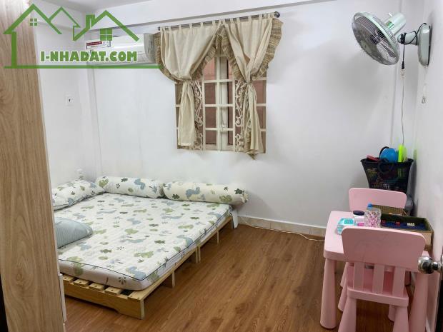 3010 – Bán nhà đường 3/2 Ph.12, DT 50m2 3 tầng BTCT, sổ riêng A4, NHỈNH 8.3 tỷ TL - 3