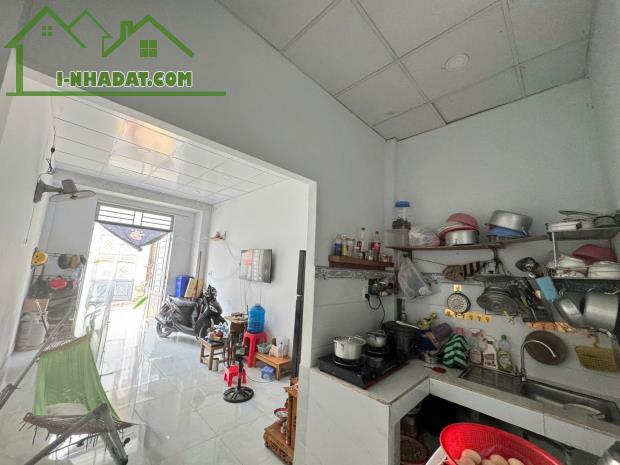 BÁN NHÀ HẺM XE HƠI, 90m2 (6,45m X 14m), LÒ LU, CÓ DÒNG TIỀN CHO THUÊ - 1