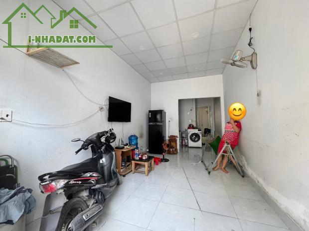BÁN NHÀ HẺM XE HƠI, 90m2 (6,45m X 14m), LÒ LU, CÓ DÒNG TIỀN CHO THUÊ - 2