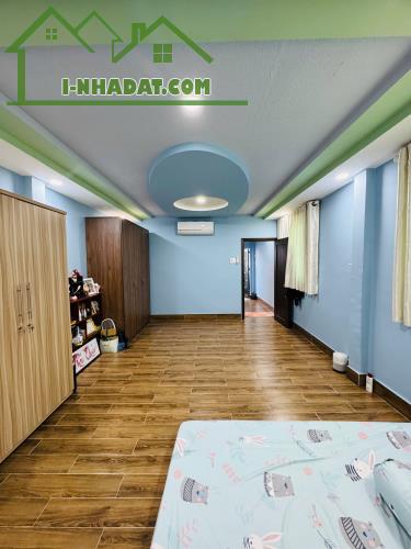 CHỦ GẤP BÁN GIẢM CHÀO 1 TỶ --HƯƠNG LỘ 2 --73M2--HXT--GIÁ CHỈ :5.15 TỶ (TL) - 1