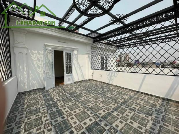 Chỉ 7 tỷ xíu, sở hữu nhà 6 tầng Giang Biên, lô góc, thang máy, ngõ ô tô thông, 38m MT 4.8m - 3