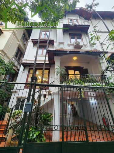 ⚜️ Biệt Thự VIP Tô Ngọc Vân, Tây Hồ, 120m2 5T MT 6.5m, Đẹp, Hiện đại, Gara 3 Ô tô, Chỉ 44
