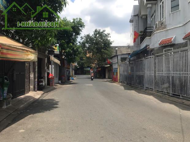 4412 – Bán nhà Mặt tiền kinh doanh đường TCH26, DT 70m2, sổ riêng A4, chỉ 4.3 tỷ TL