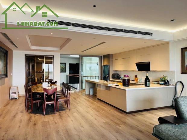 Bán nhanh BT bán đảo Llinh Đàm gần hồ gần công viên cây xanh 250m2 giá rẻ 52 tỷ