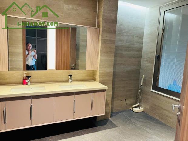 Bán nhanh BT bán đảo Llinh Đàm gần hồ gần công viên cây xanh 250m2 giá rẻ 52 tỷ - 4
