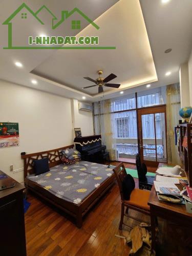 Bán nhà Nguỵ Như Kon Tum, Chủ nhà lập trình viên FPT, 51 m, 21  tỷ