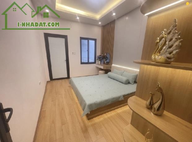 NHÀ 4 TẦNG BÁT KHỐI - 7 CHỖ VÀO NHÀ - 5M Ô TÔ TRÁNH - KINH DOANH  - Ở SƯỚNG - TIỀM NĂNG TĂ - 1