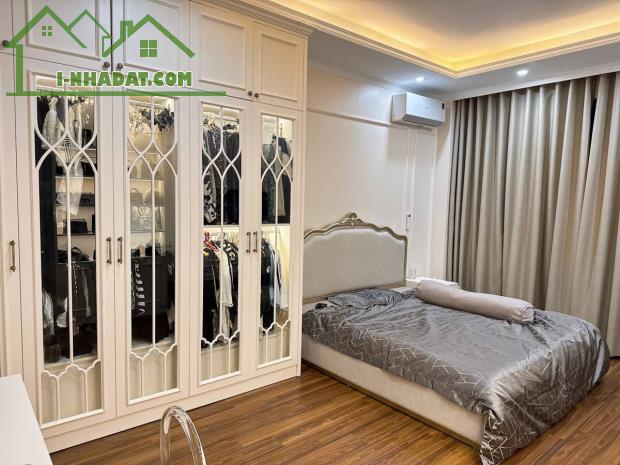 Bán nhanh nhà Ngọc Thụy, Long Biên 50m2, 5 tầng, 3.9m mặt tiền, VF3 đỗ cửa chỉ hơn 8 tỷ - 1