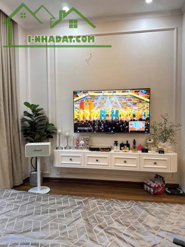Bán nhanh nhà Ngọc Thụy, Long Biên 50m2, 5 tầng, 3.9m mặt tiền, VF3 đỗ cửa chỉ hơn 8 tỷ - 3