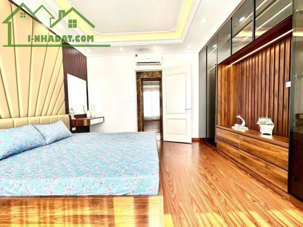 Bán nhà phố Hoàng Quốc Việt  Cầu Giấy 85m2 6T 65,8 tỷ Vỉa hè đá bóng, KD đa dạng - 2