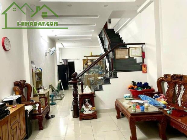 Gấp Bán Nhà 2 tâng Lê Văn Việt. 100m2, Khu Phân Lô. Ngay Ngã 3 Mỹ Thành - Lê Văn VIệt. - 2
