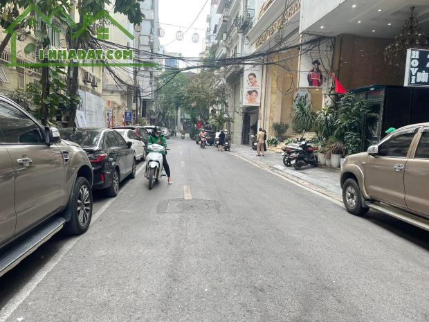 SIÊU PHẨM MẶT PHỐ HAI BÀ TRƯNG - MẶT TIỀN KHỦNG - VỈA HÈ - SỔ HOÀN CÔNG, PCCC, GPXD ĐẦY ĐỦ