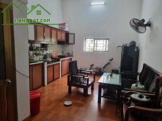Bán Nhà Thạch Bàn mặt tiền to như mặt phố, ô tô đỗ cửa, bạt ngàn tiện ích - 2