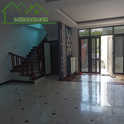 BÁN NHÀ 4 TẦNG MỚI, MẶT TIỀN RỘNG TẠI NGŨ HIỆP - THANH TRÌ - 4