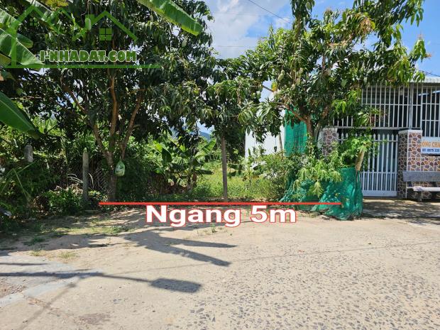 Bán đất Suối Hiệp thôn Phú Hậu full thổ cư mặt đường bê tông rộng 6m thông