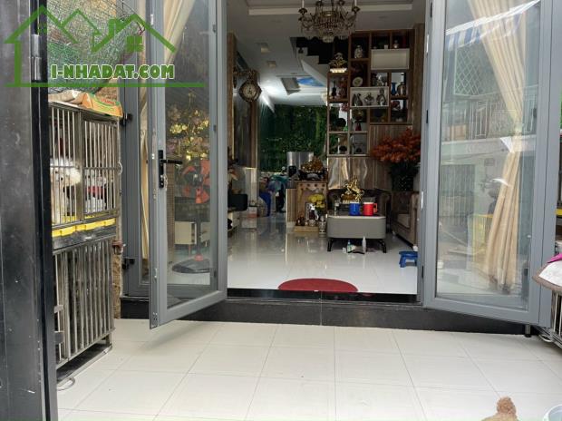 Bán nhà gần Bến Xe Miền Tây, Quận Bình Tân, 4 tầng, 4x14m, nhỉnh 7 tỷ