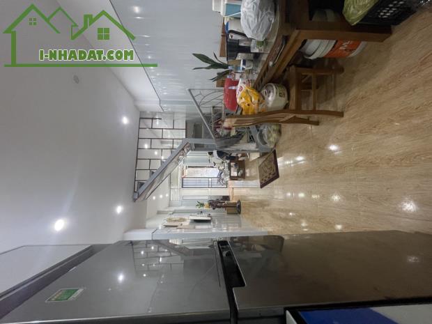 Cần bán gấp nhà ô tô đỗ cửa xây 1 lầu ngay sát ngã tư Vạn Phúc, chỉ 7.49 tỷ - 1