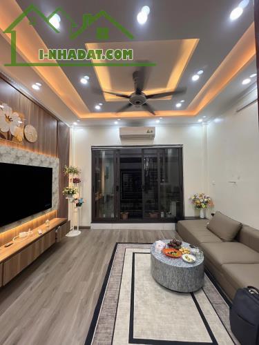 BÁN NHÀ KIM NGƯU, 39M, 5T, MT 4M, KINH DOANH, THANG MÁY, NGÕ RỘNG, CHỈ 10,4 TỶ