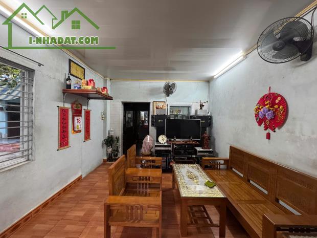 Bán đất tặng nhà đường Phương lưu, Mặt tiền rộng ngõ rộng