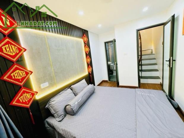 HIẾM TRUNG TÂM CẦU GIẤY 18M2X4T, FULL NỘI THẤT,MỚI KEENG GIÁ CHỈ 4,5 TỶ CTL - 2