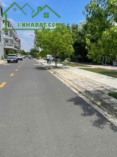 Bán đất 3395m2 full thổ cư giá 115 tỷ Đường 12m Võ Thị Liễu - 1