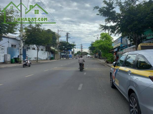 Cần bán nhà góc 2 mặt tiền kinh doanh đường Tô Hiệu cách Trần Phú 100m - 1