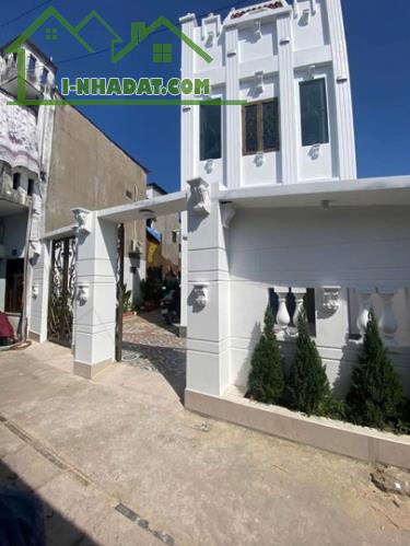 HOT HOT CHÍNH CHỦ CẦN BÁN BIỆT THỰ MINI SIÊU ĐẸP- HƯỚNG NAM - FULL NỘI THẤT tại huyện Hóc - 1
