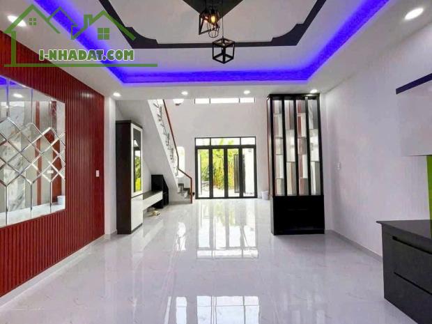 CẦN BÁN GẤP CĂN NHÀ XÃ ĐỨC HÒA THƯỢNG DT 125M2 GIÁ 1TY950 SHR SANG TÊN CÔNG CHỨNG NGAY - 2