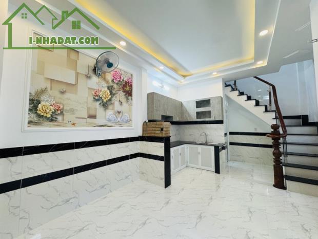 BÁN GẤP, nhà 2 tầng mới, SHR, hẻm rộng cách 1 căn ra Hiệp Thành 17, Q12, NHỈNH 2 TỶ. - 2