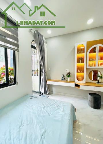 Bán nhà đường Lê Quang Định, Gò Vấp, Hẻm xe hơi, 3 Phòng ngủ, 5 tỷ hơn - 2