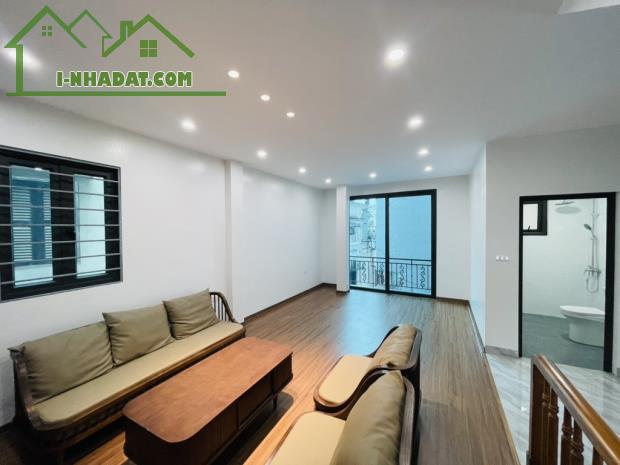 Nhà đẹp, Bà Triệu, Hà Đông. 37m², nhà mới 5 tầng, mặt tiền 4m8 cực thoáng, 10m ra mặt phố - 1