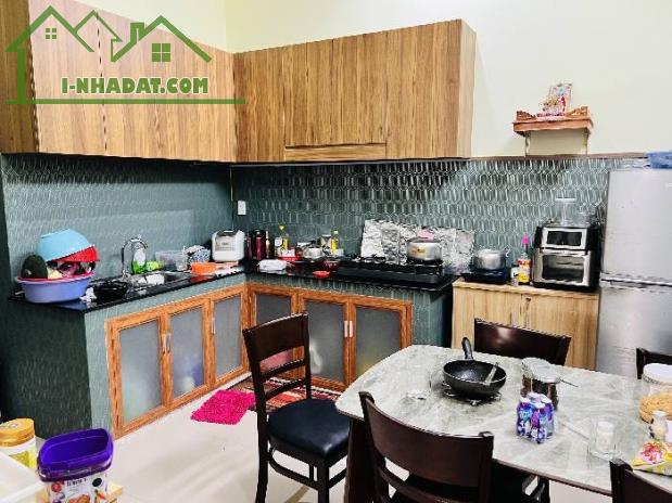 BÁN NHÀ 1 TRỆT 2 LẦU, 5,3m X 15,6m, QUẬN 12,HẺM XE TẢI, Giá trên 5 tỷ - 1