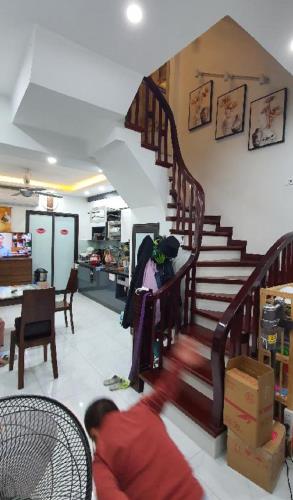 Kim giang nhà dân xây 46m2 giá 7.35 tỷ có sổ đỏ