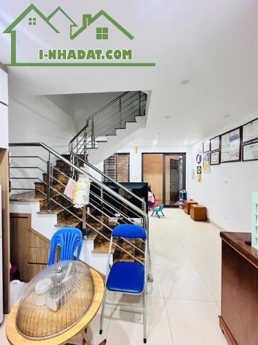Nhà 4 tầng 43m2 An Dương Vương - Nhà dân xây - Sổ đẹp nở hậu - Gần đường ô tô 7,2 tỷ