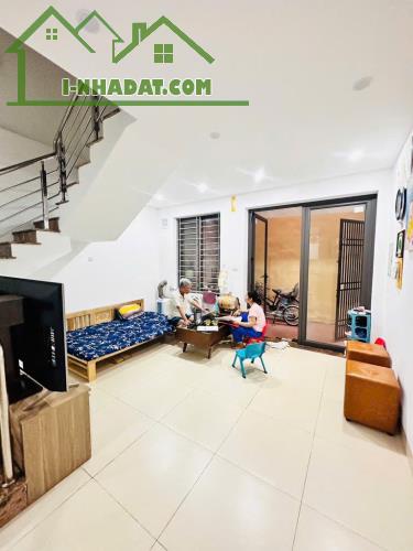 Nhà 4 tầng 43m2 An Dương Vương - Nhà dân xây - Sổ đẹp nở hậu - Gần đường ô tô 7,2 tỷ - 2