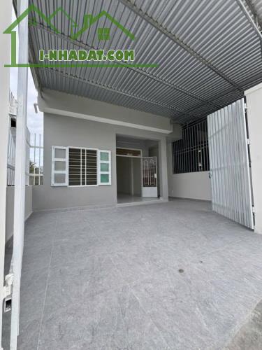 Nhà cấp 4, 6x27, SHR, thổ cư đầy đủ, Giá 680tr Trảng Bảng, Tây Ninh. - 1