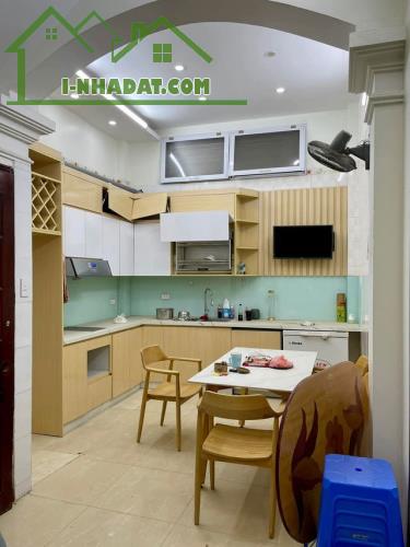 Bán gấp nhà phố Nhân Hòa trung tâm Thanh Xuân – 42M² x 4T - gần mặt phố - 11 tỷ