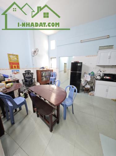 MTKD SÁT CHỢ PHÚ LÂM - DIỆN TÍCH KHỦNG 143M2( NỞ HẬU) - 4PN - 4WC. - 3