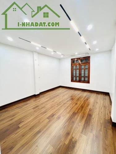 Bán nhà lô góc Ngọc Thụy Long Biên – 38m² – 3 tầng – Gần ô tô – Giá 6.3 tỷ - 3